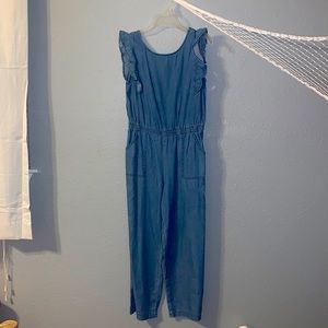 Old Navy kid’s size XL (14) Jean jumpsuit